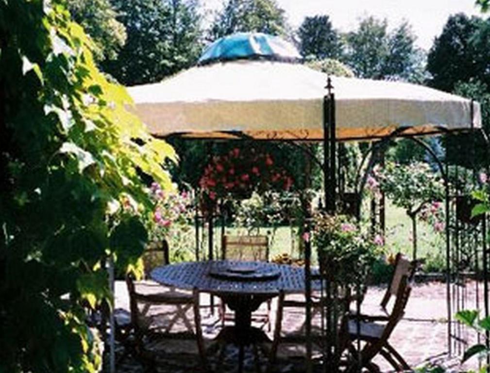 Bed and Breakfast La Cour Des Marotiers Mareuil-sur-Ay Zewnętrze zdjęcie